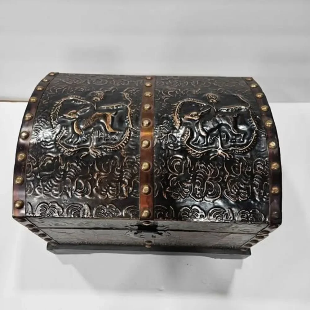Vintage Style Embossed Dome Top Trunk